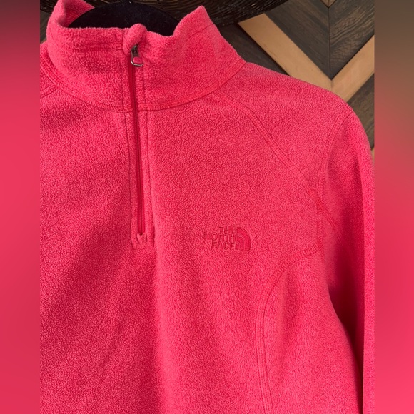 The North Face Women’s 3/4 Zip Fleece Size Medium - Picture 3 of 10